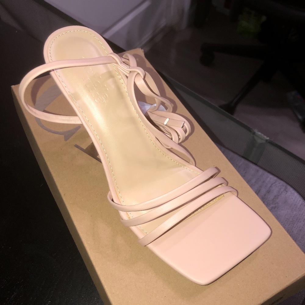 Nude Heels Size 6
